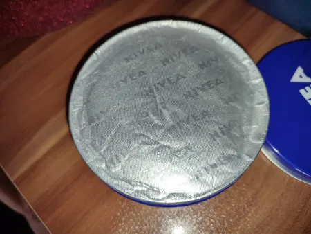 کرم مرطوب کننده نیوآ حجم 250 میلی لیتر