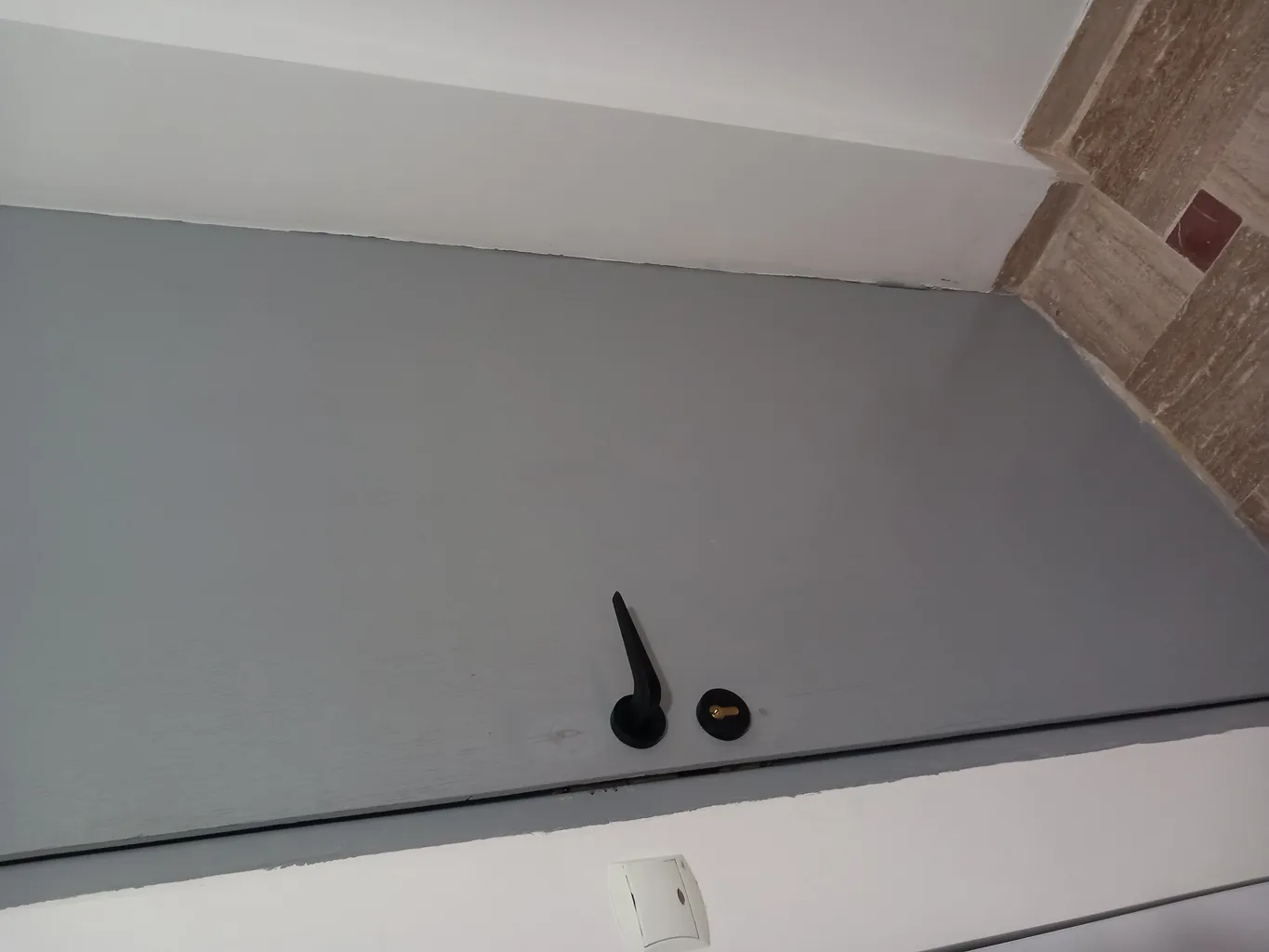 دستگیره در مدل R507 سویچی بسته دو عددی