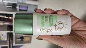 تجریه خرید فلوئید ضد آفتاب بی رنگ شون مدل invisible محافظ UVA ،UVB و PA+++، ضد حساسیت، بدون چربی، مناسب انواع پوست‌ حجم 50 میلی لیتر