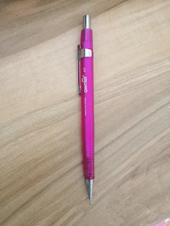 مداد نوکی 0.7 میلی متری اونر کد 118420 به همراه نوک