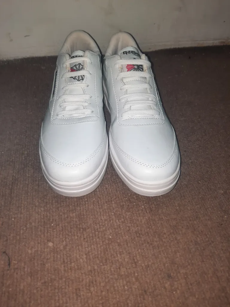 کفش پیاده‌روی مدل Classic Royal 2023