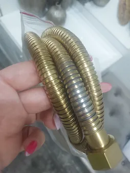 شلنگ توالت چارسو مدل ریزبافت برنجی GLD