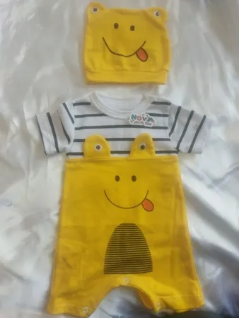 ست سرهمی و کلاه نوزادی کد h17