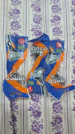 خود تراش دورکو مدل 6Blade تحت لیسانس بسته 3 عددی