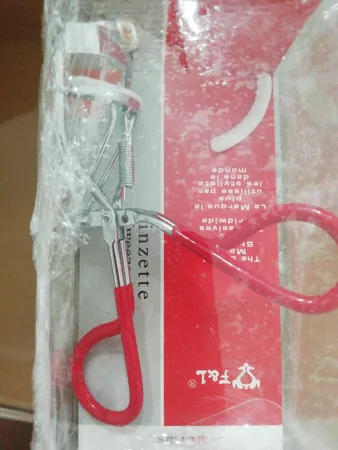 فرمژه مدل Yi Chun