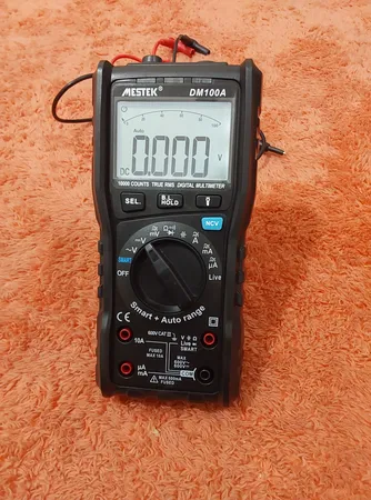 مولتی متر دیجیتال مستک مدل DM100A