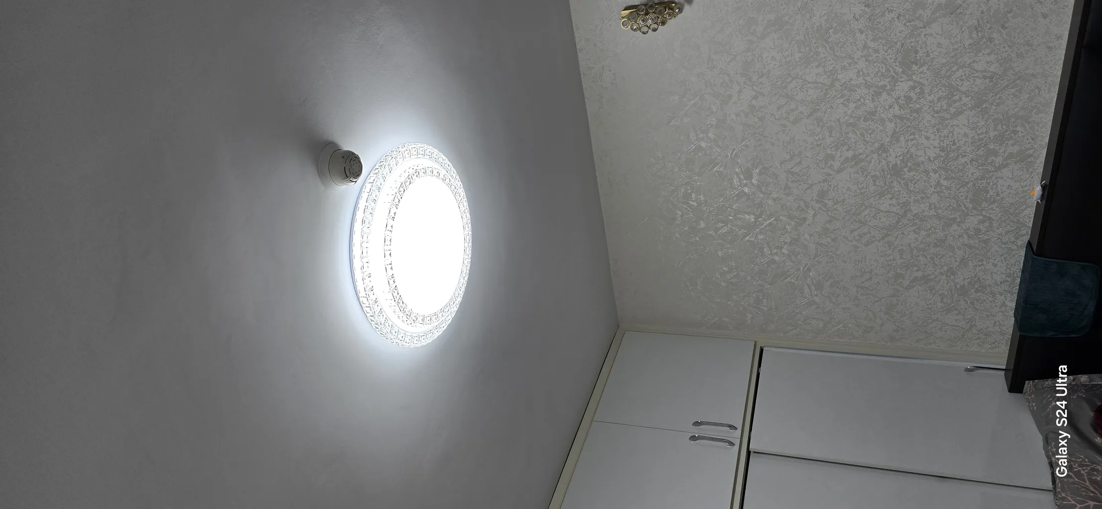 چراغ سقفی 72 وات مودی مدل گرد طرح کریستالی