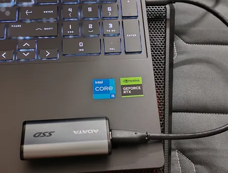 اس اس دی اکسترنال ای دیتا مدل SE880 ظرفیت 500 گیگابایت رابط USB 3.2 Gen2