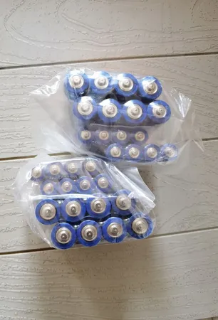 باتری قلمی و نیم قلمی کملیون مدل Super Heavy Duty بسته 16 عددی