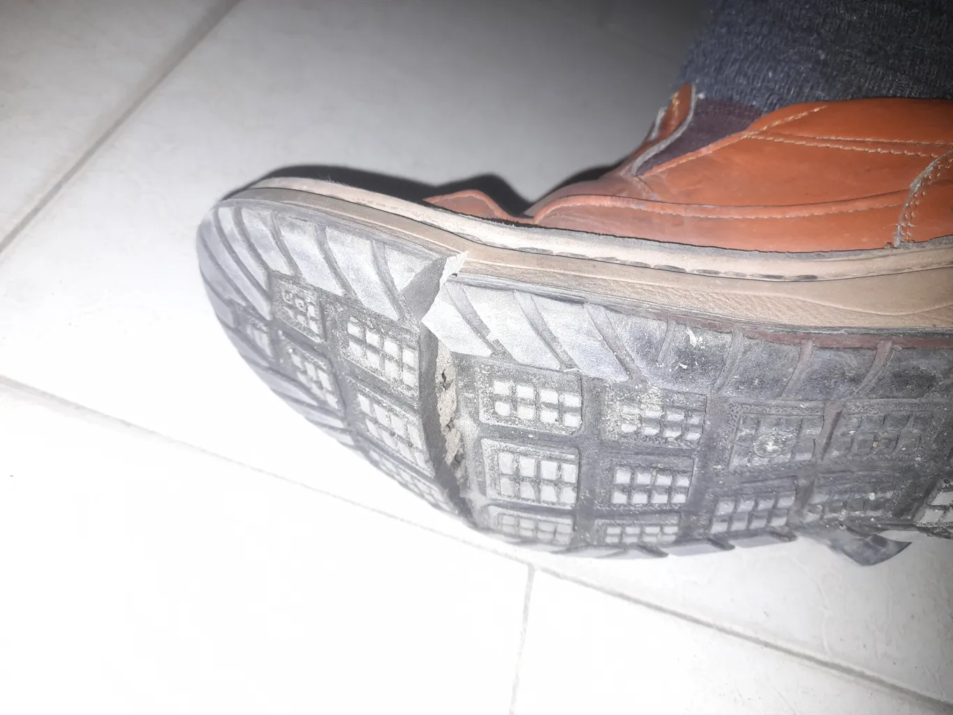 کفش روزمره مردانه کروماکی مدل kmfw124