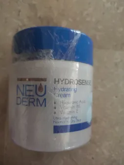 کرم مرطوب‌کننده نئودرم مدل Hydrosense حجم 150 میلی‌لیتر