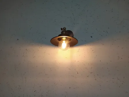 لامپ فیلامنتی 4 وات پی جی تی مدل G80 پایه E27