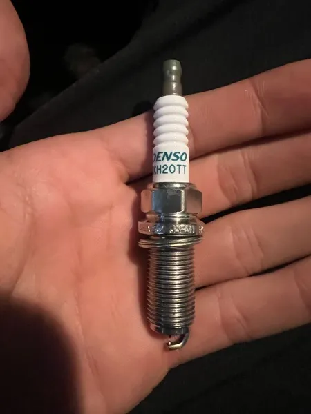 شمع خودرو دنسو مدل دو سر سوزن ایریدیوم کد ikh20tt مجموعه 4 عددی