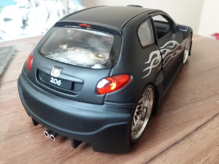 ماشین بازی ولی مدل Peugeot 206 Tuning