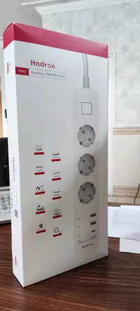چندراهی برق هادرون مدل P343 مجهز به شارژر 30 وات