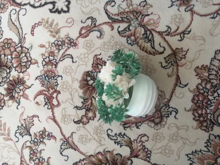 گلدان به همراه گل مصنوعی مدل سه گلی k16