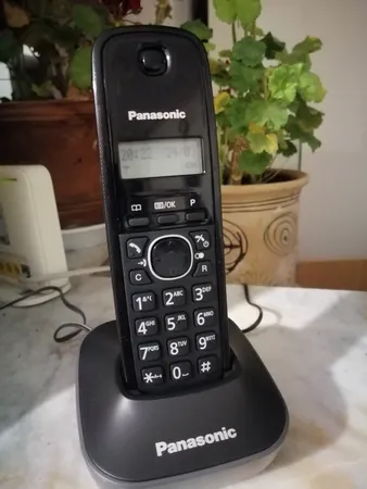 تلفن بی سیم پاناسونیک مدل KX-TG1611