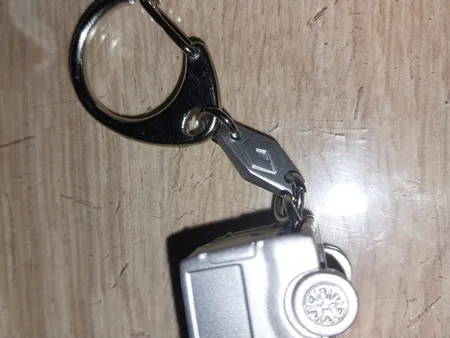 جاکلیدی رنو مدل Trafic Van