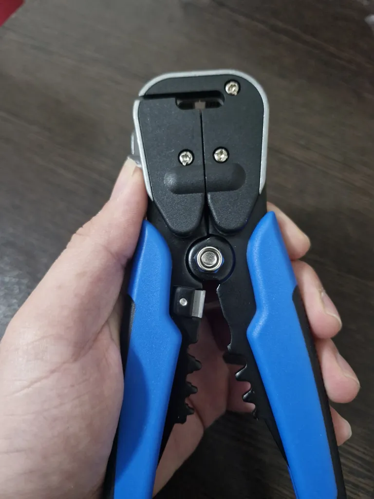 انبر سیم لخت کن اتوماتیک نووا مدل 8058 سایز 8 اینچ