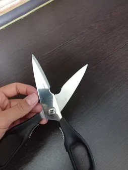 قیچی آشپزخانه چندمنظوره ترامونتینا مدل 25922108