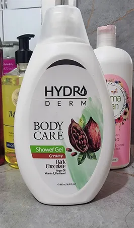 شامپو بدن کرمی هیدرودرم مدل Dark Chocolate مناسب انواع پوست حجم 500 میلی لیتر