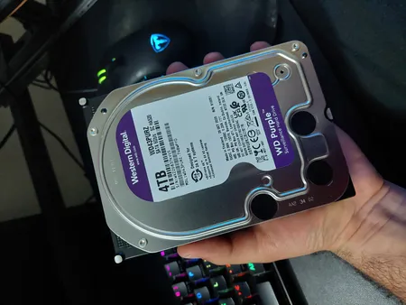 هارددیسک اینترنال وسترن دیجیتال مدل PURPLE WD43PURZ ظرفیت 4 ترابایت