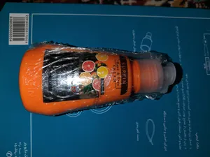 تجریه خرید کرم آبرسان و روشن کننده سورفین مدل ویتامین سی حجم 125 میلی لیتر