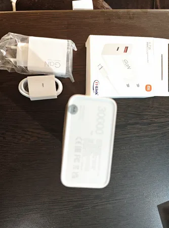 پاوربانک مدل Charge 3 ظرفیت 30000 میلی آمپر ساعت