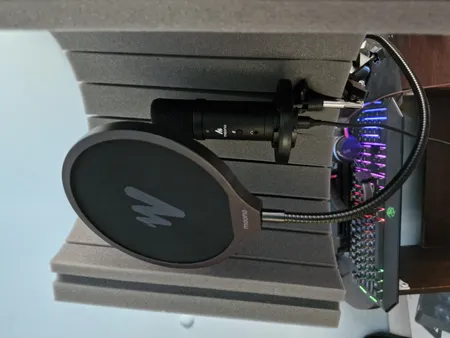 ایزولاتور میکروفون مدل وین لایت