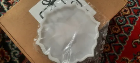 قالب رزین مدل زیر لیوانی طرح چند وجهی کد cn1