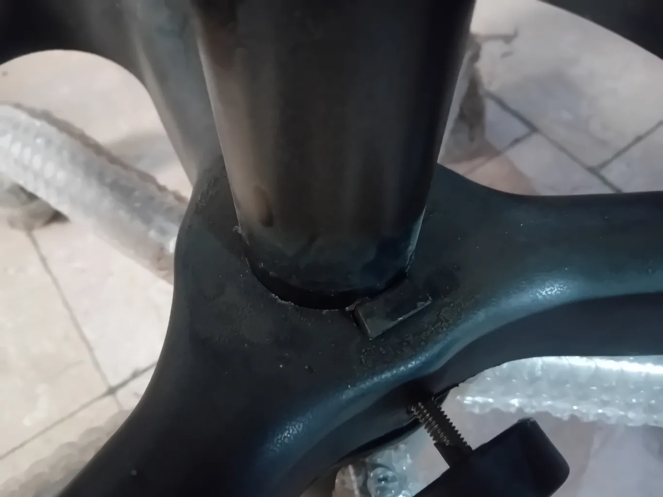 صندلی آزمایشگاهی هیدیکا مبلمان مدل تابوره زیمنسی