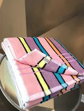 تجریه خرید حوله استخری ماندگار طرح راه راه سایز 70x130 سانتی متر