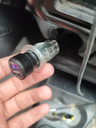 شارژر فندکی 75 وات دو پورت ریمکس مدل RCC 360