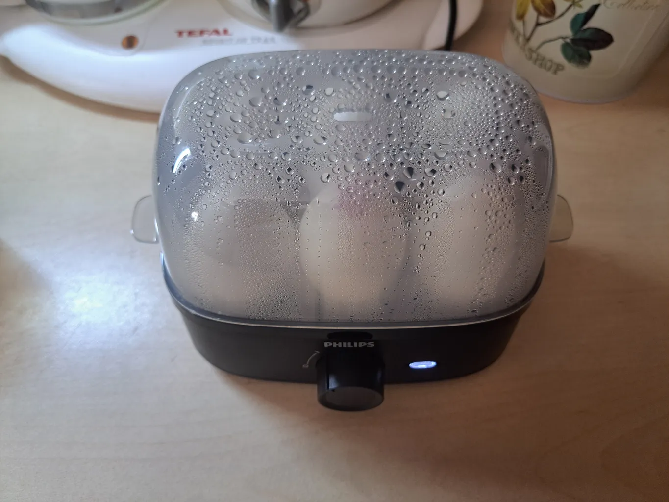 تخم مرغ پز فیلیپس مدل HD 9137-91