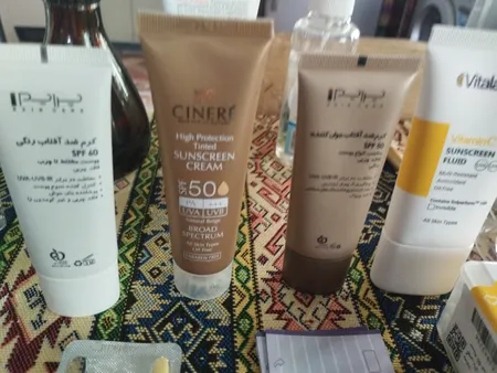 کرم ضدآفتاب رنگی پرایم مدل Acnex SPF60، مناسب پوست‌های چرب، حجم 40 میلی‌لیتر