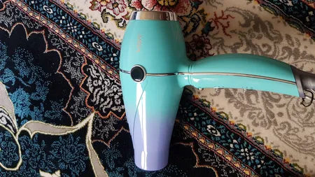 سشوار حرفه ای وی جی ار مدل V-452