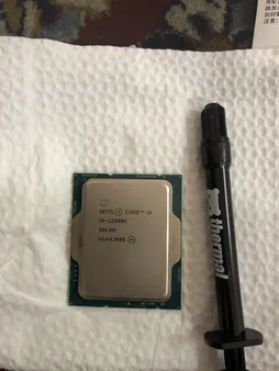 خمیر سیلیکون ترمال گریزلی مدل Conductonaut