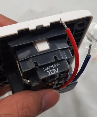 پریز USB مدل تارا