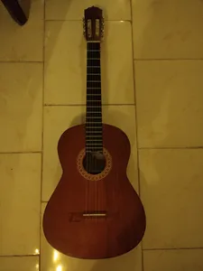 تجریه خرید گیتار کلاسیک متاع پور مدل MAT 2