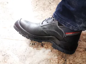 تجریه خرید کفش ایمنی سیفتی پاتن مدل ونیز