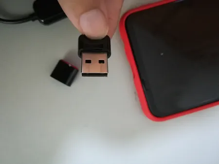 فلش مموری سیلیکون پاور مدل Touch T06 ظرفیت 64 گیگابایت