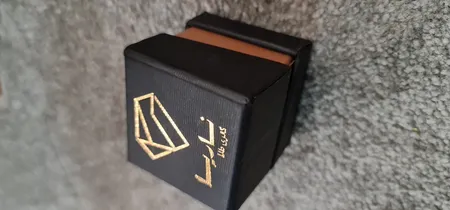 آویز گردنبند طلا 18 عیار زنانه ناریا مدل انار