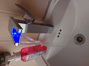 تجریه خرید شیر روشویی مدل لوکس LED-B