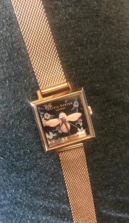 ساعت مچی عقربه ای زنانه الیویا برتِن مدل ob16am134