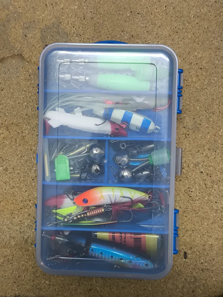 جعبه لوازم ماهیگیری مدل دو طرفه