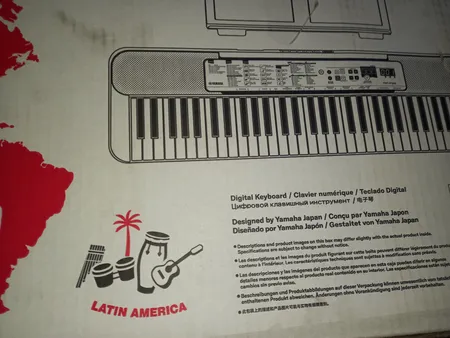 کیبورد یاماها مدل PSR-F52