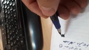 تجریه خرید خودنویس دلار شفاف مدل 717i