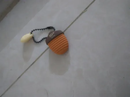 فلش مموری سیلیکون پاور مدل Touch T30 ظرفیت 32 گیگابایت