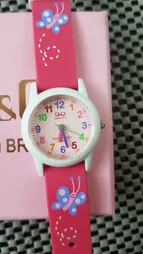 ساعت مچی عقربه ای دخترانه کیو اند کیو مدل VR99J002Y