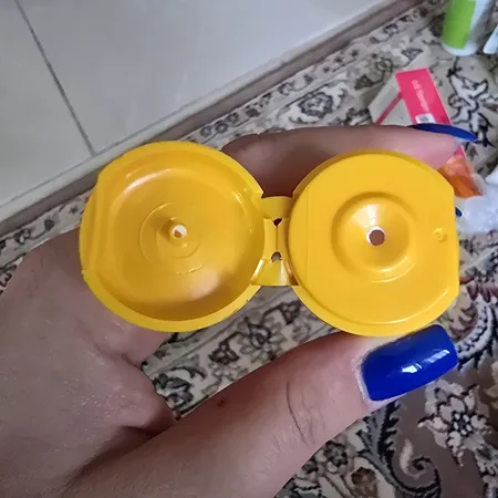 کرم ضدآفتاب و ضدلک بی‌رنگ لافارر مدل SPF50، مناسب پوست‌های خشک و معمولی، حجم 40 میلی‌لیتر